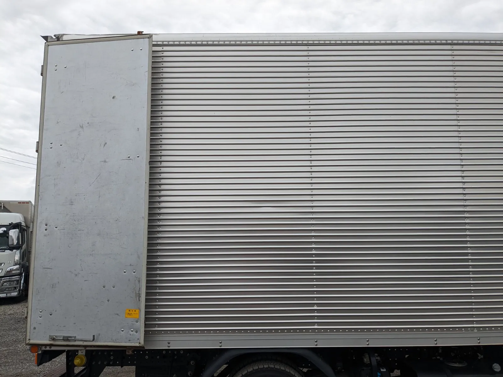 vehicle_image_20260708114905xgVvhhgFz2.webp