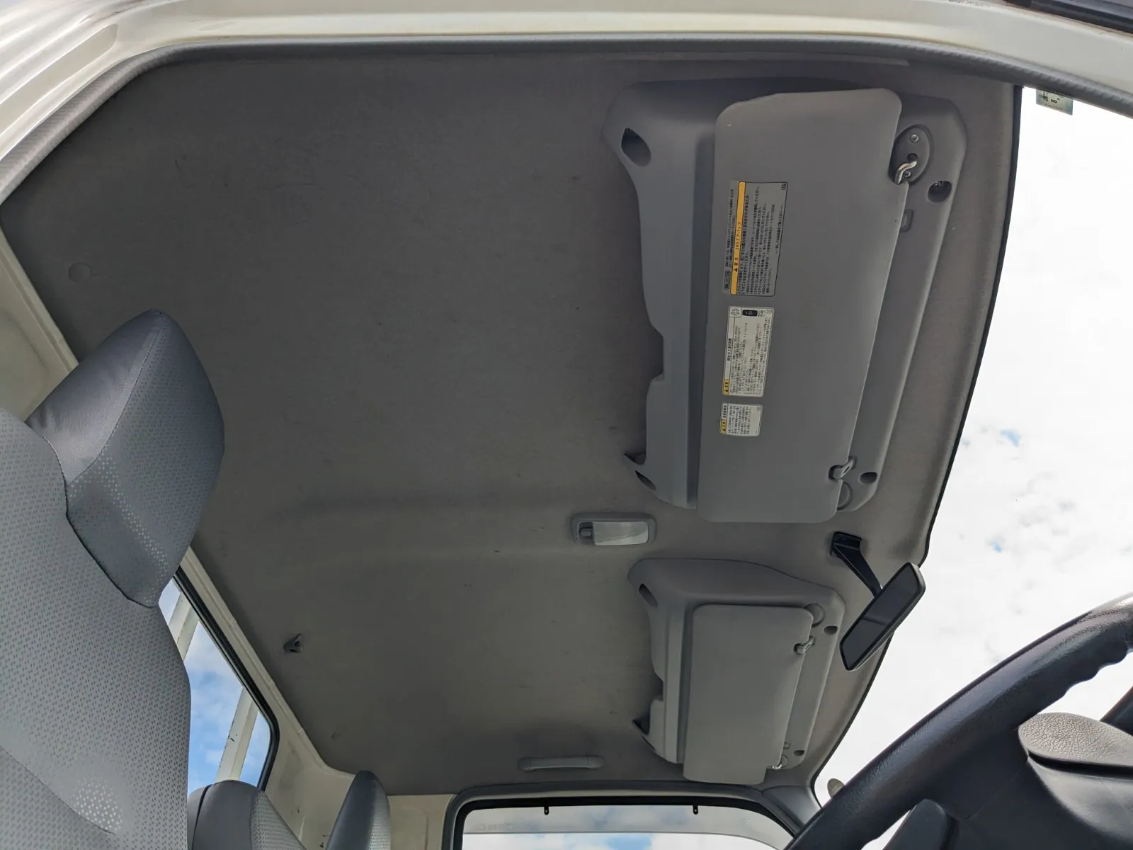 vehicle_image_2026071010432599o2tBkcG8.webp