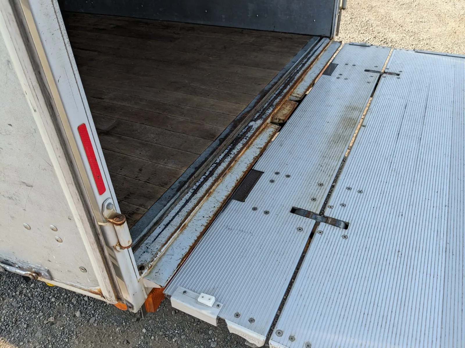 vehicle_image_20260727103152J1T0ww4FAZ.webp