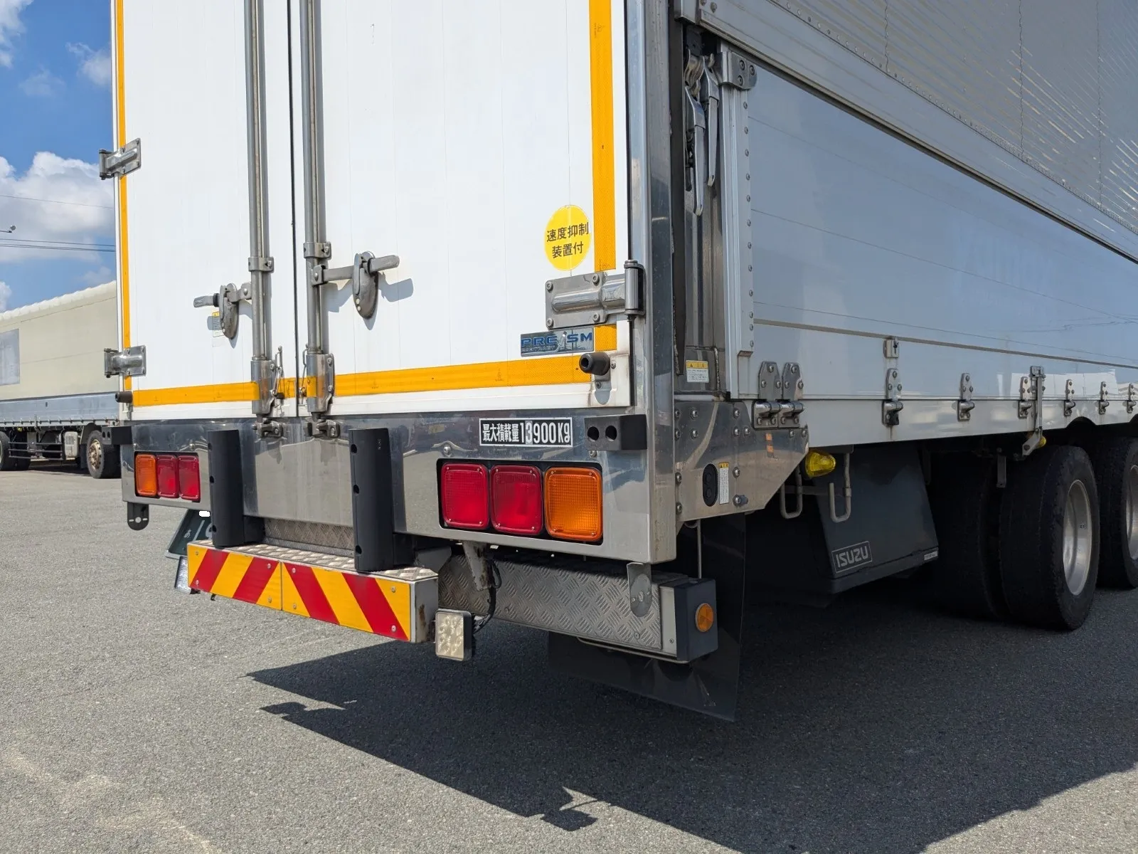 vehicle_image_20260724141512Le2g17IkEp.webp