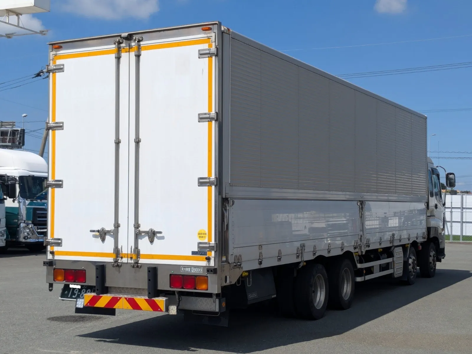 vehicle_image_20260724141512eH26O4weIv.webp