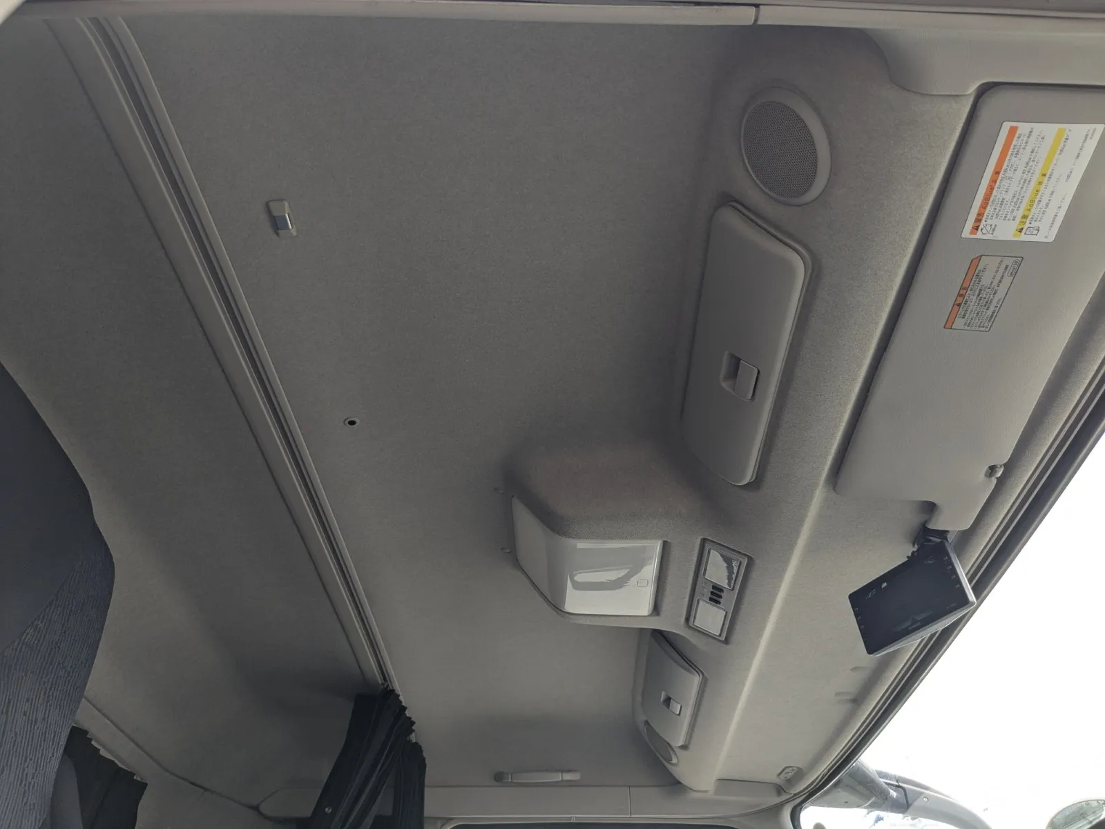 vehicle_image_202607150927403rOzy6sphN.webp