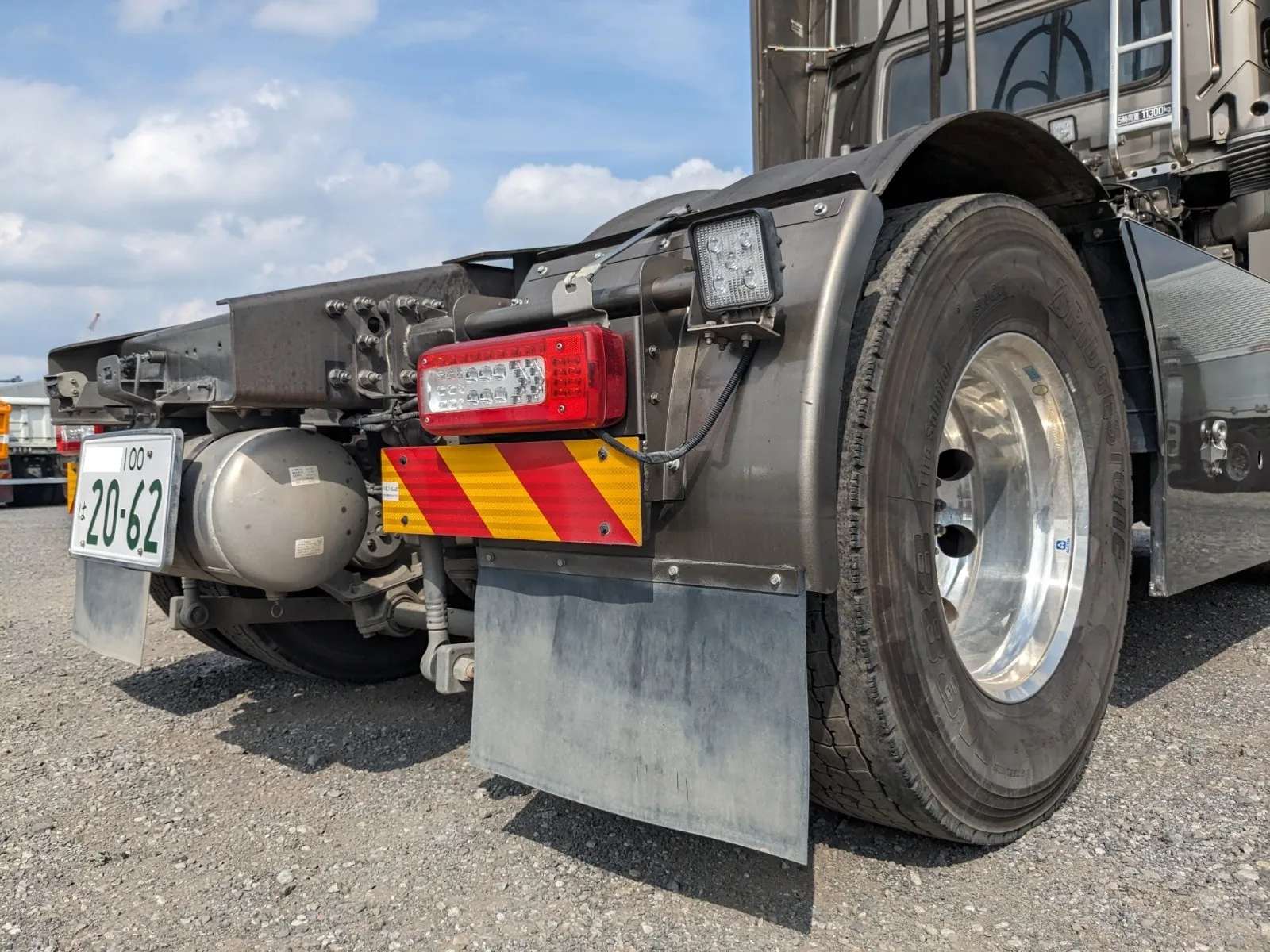 vehicle_image_20260701100357lPSJ2Rekdh.webp
