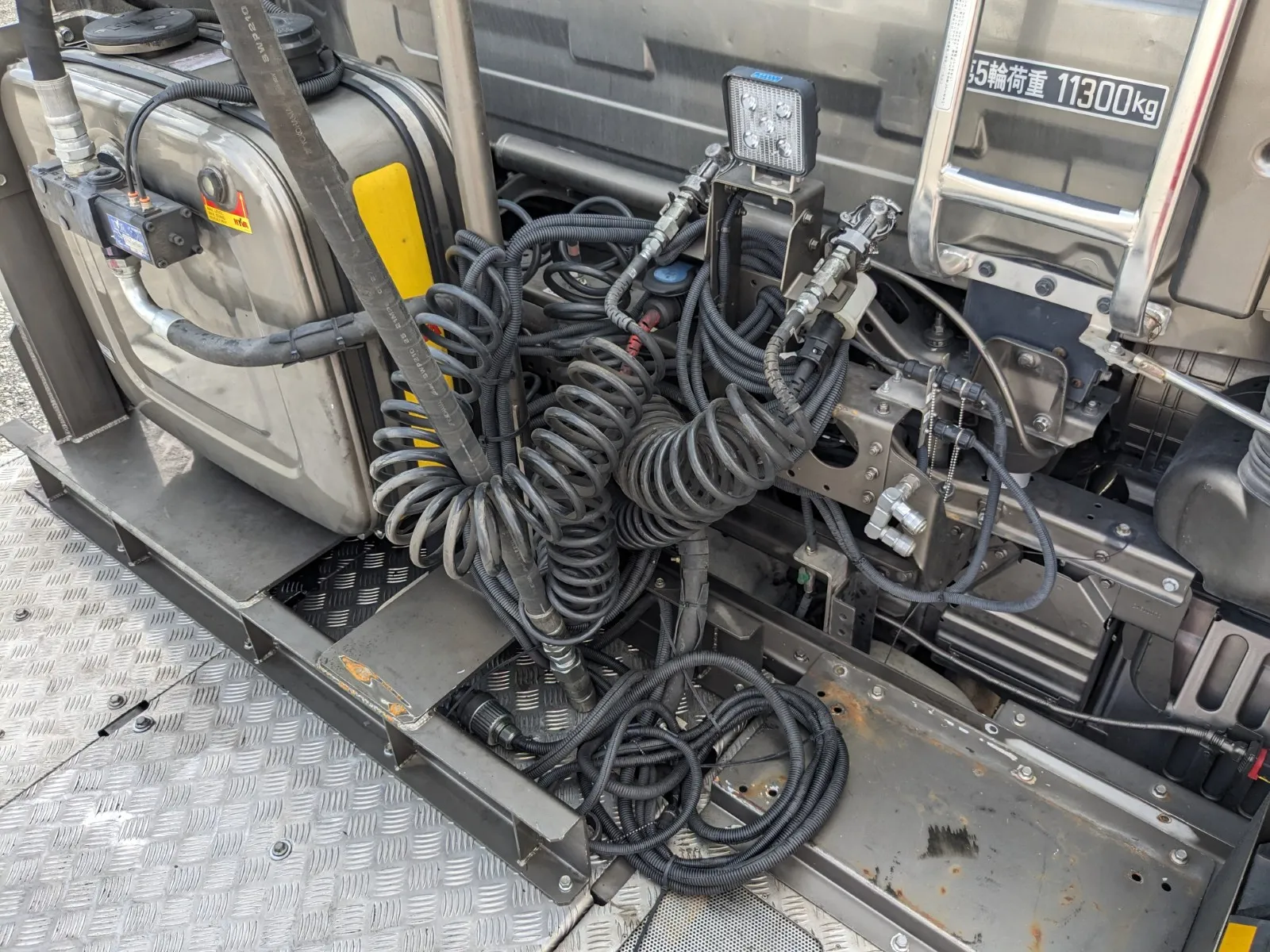 vehicle_image_20260701100400AAg4PMzftF.webp
