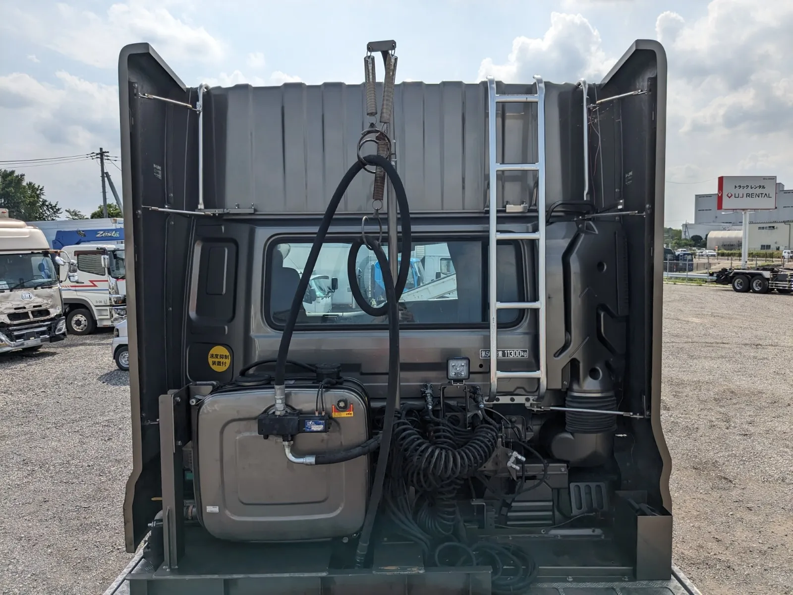 vehicle_image_20260701100401u7cOJiDzN1.webp