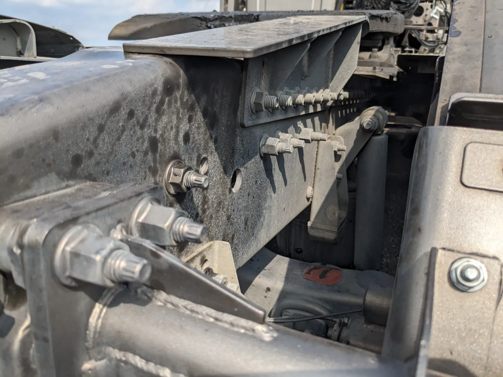 vehicle_image_20260701100407FtTvDe4NIO.webp