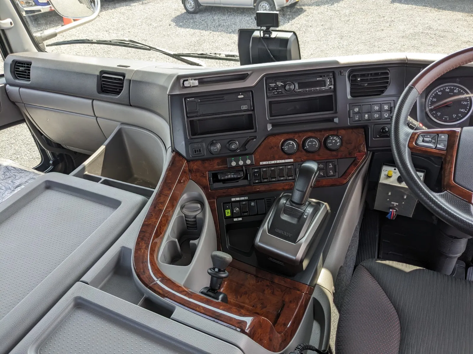 vehicle_image_20260701100409br27l5vnKS.webp
