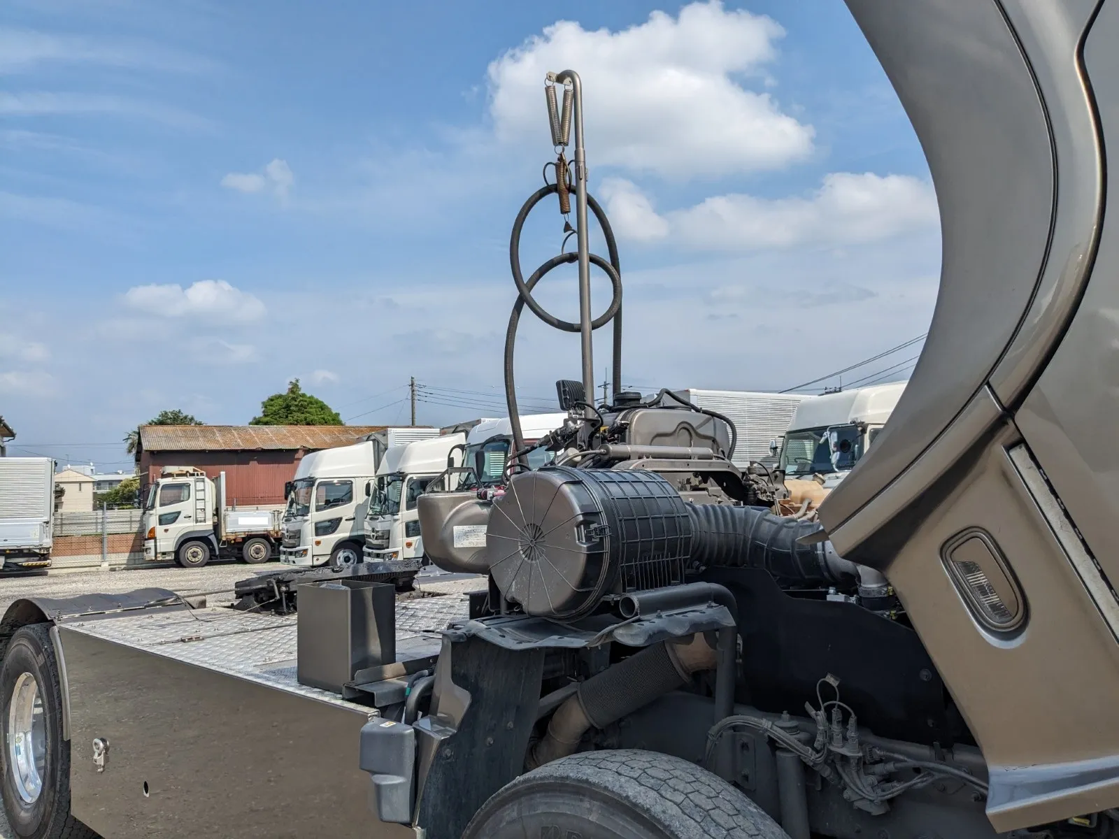 vehicle_image_20260701100411zUL2kXdedS.webp