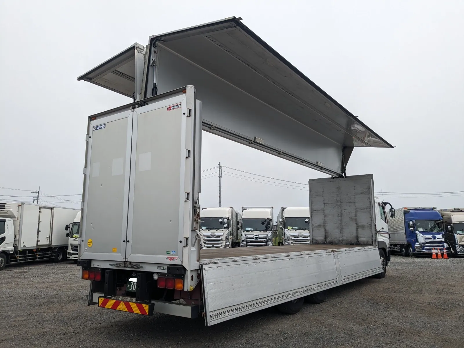 vehicle_image_20260708111102F4atZp0C0a.webp