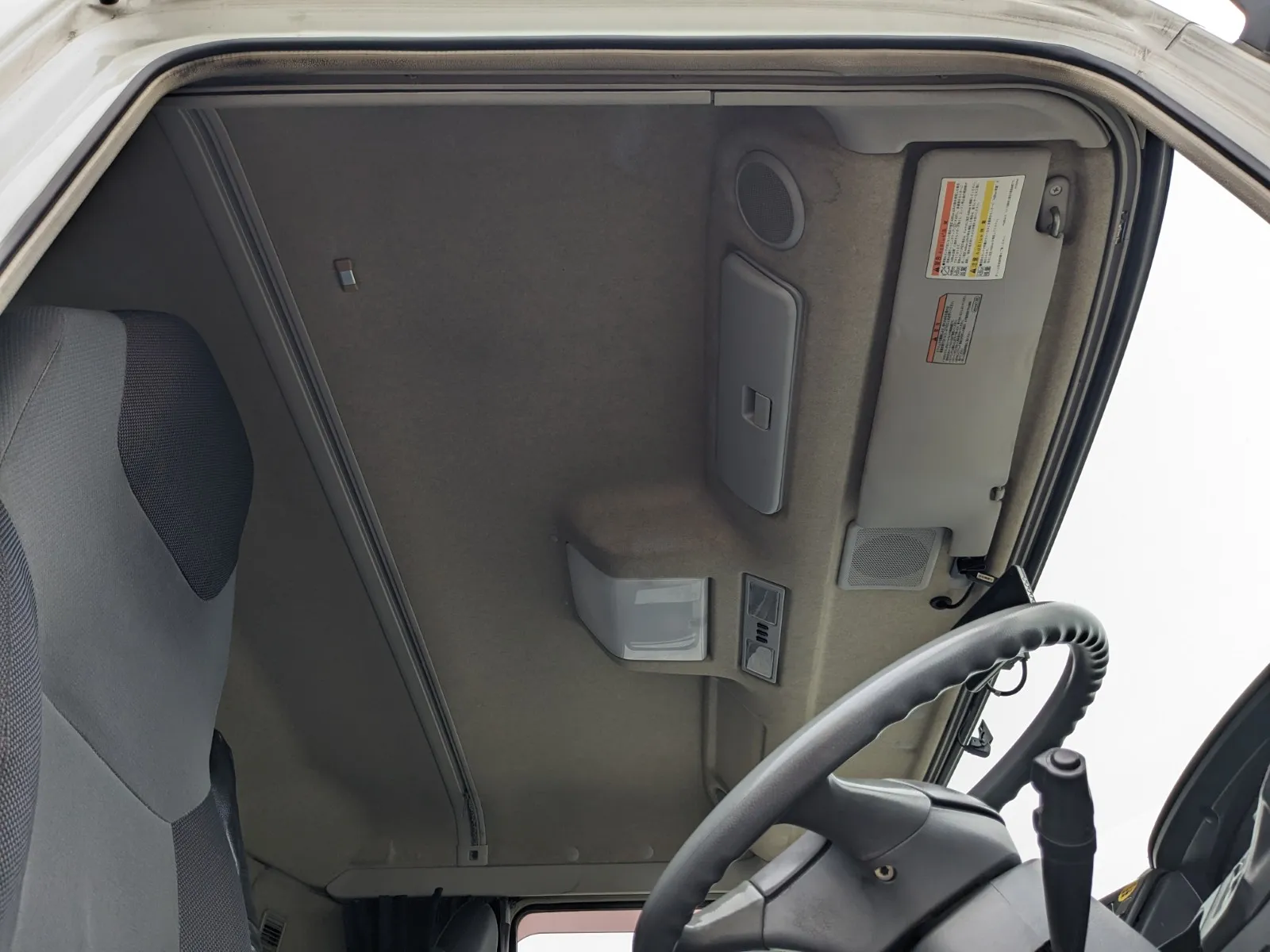 vehicle_image_20260708111106WJTqkw5SY2.webp