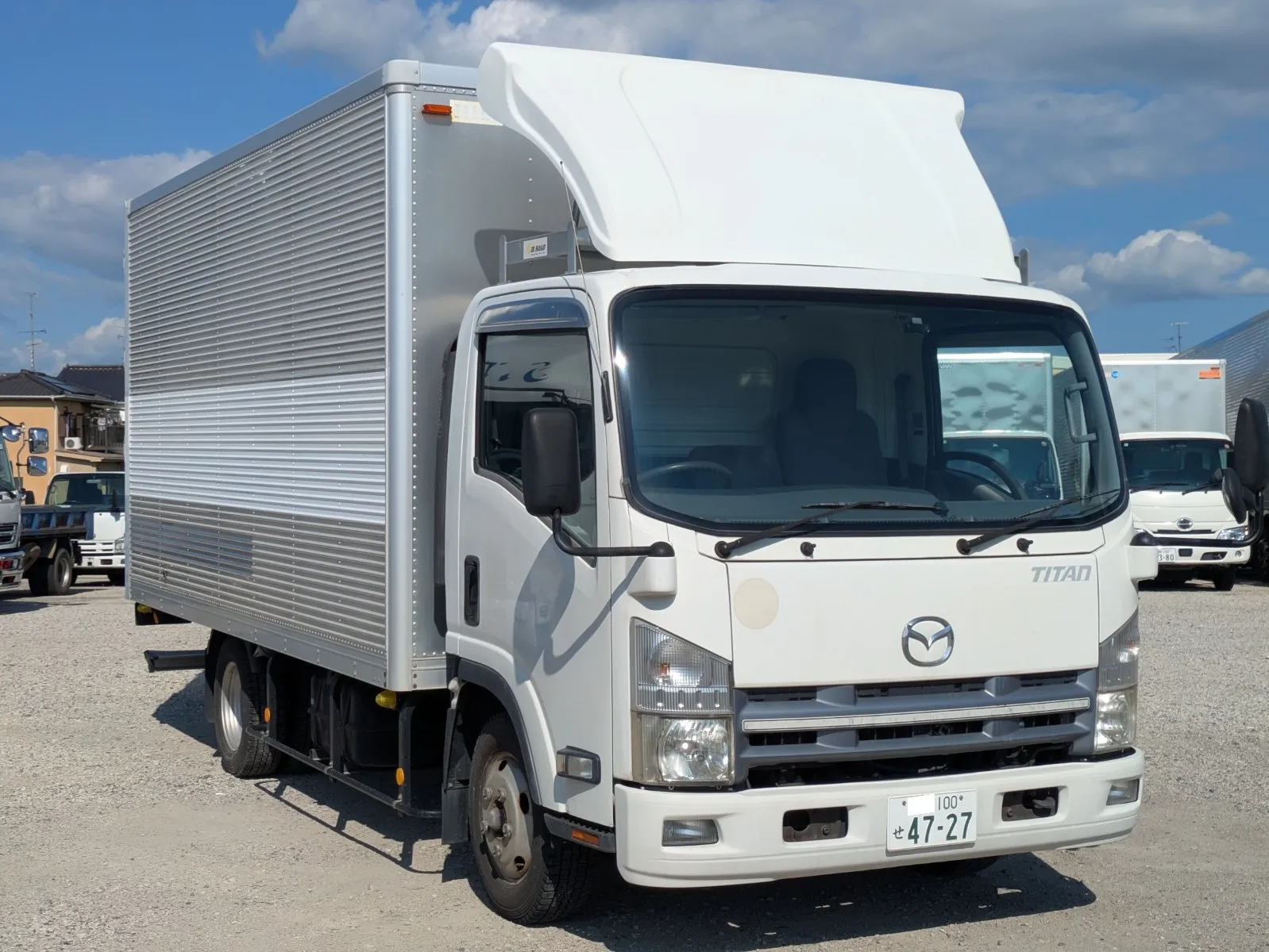 vehicle_image_202608050952507DnVX3HwOd.webp
