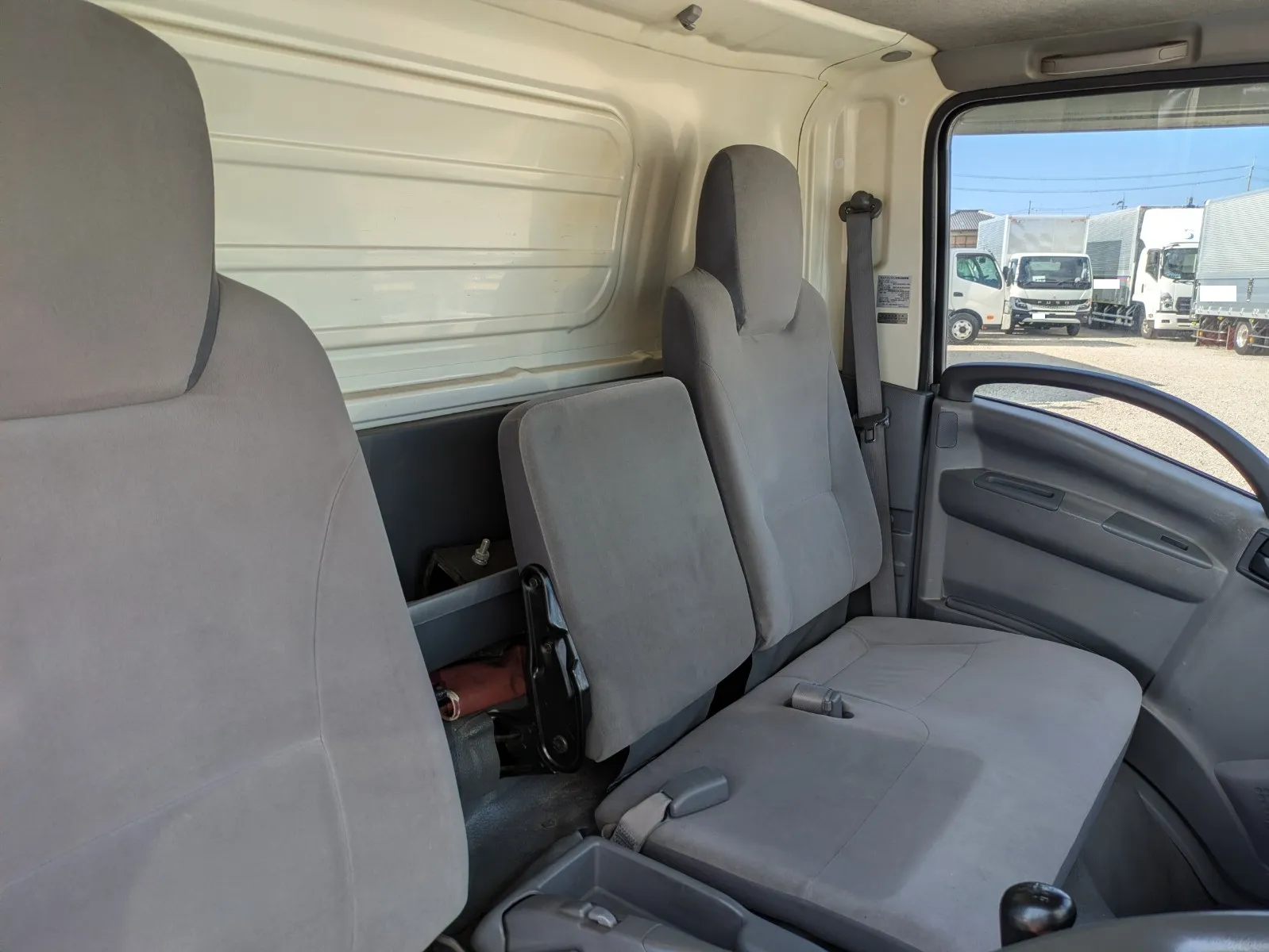 vehicle_image_20260805095302b0el2bbjx7.webp