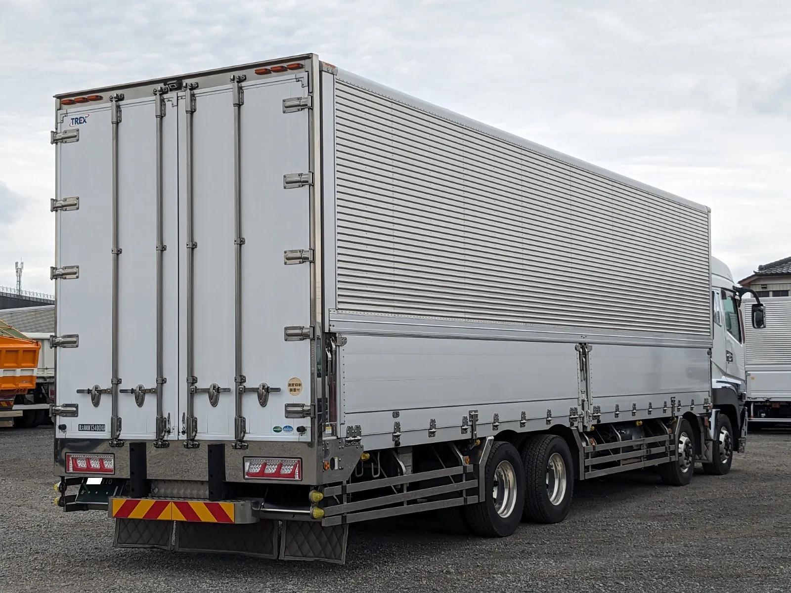 vehicle_image_20260709153106hArRJgaenv.webp