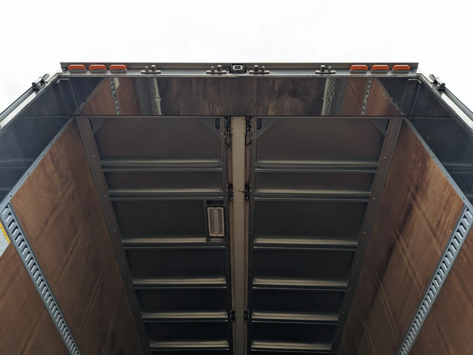 vehicle_image_20260709153109v5nUp4YKGn.webp