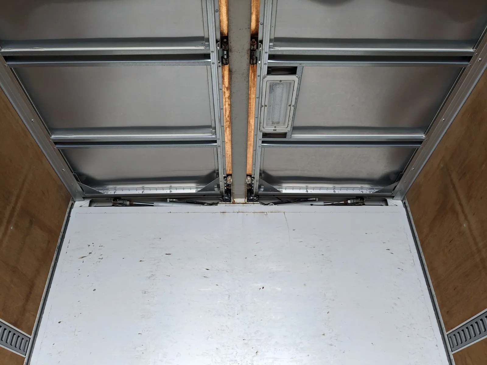 vehicle_image_20260709153110Xy2UvN7Lxe.webp