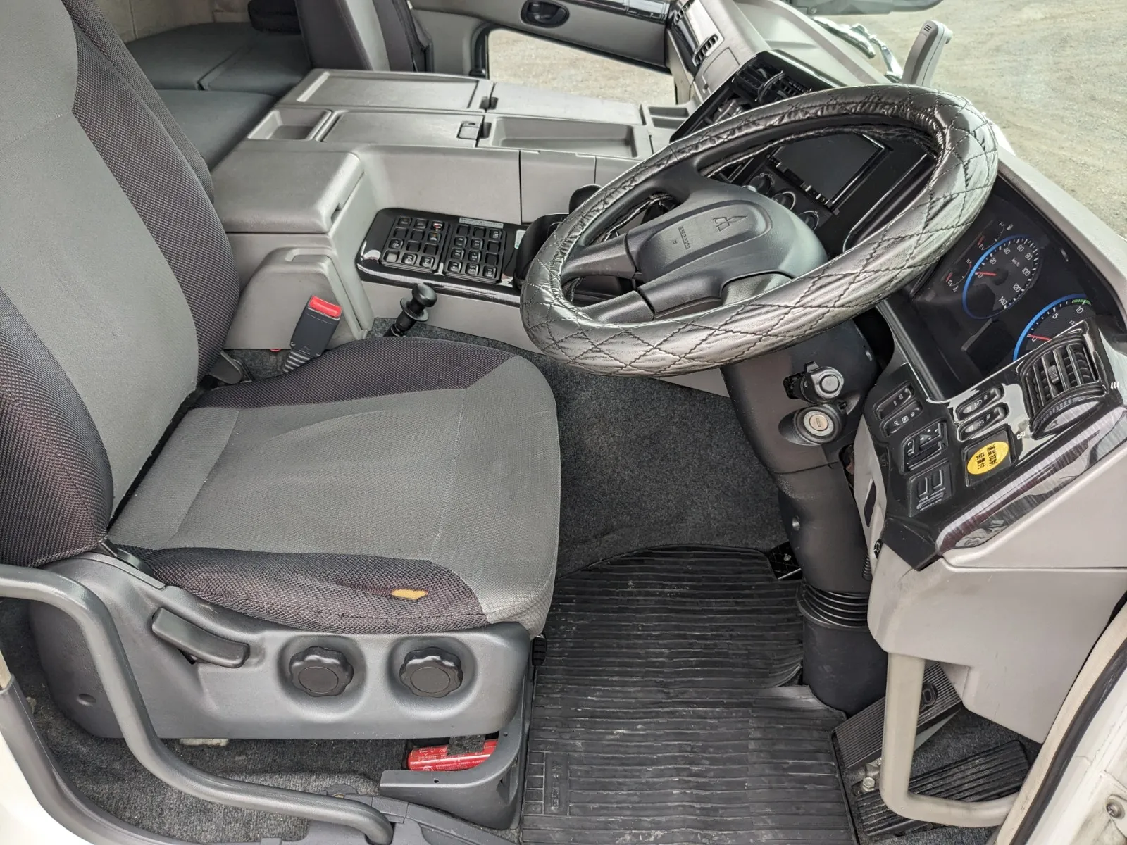 vehicle_image_20260709153120H6eFEsUhWZ.webp