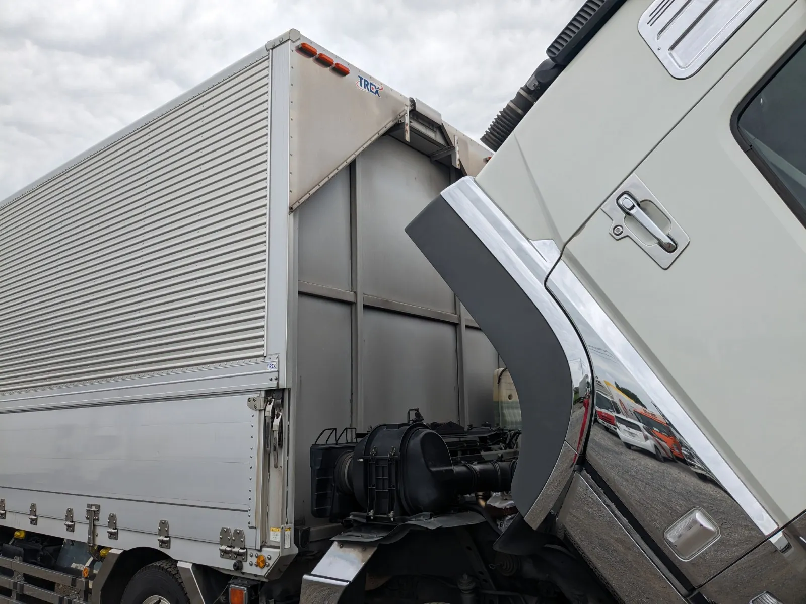 vehicle_image_20260709153124RbLkoEw0Pa.webp