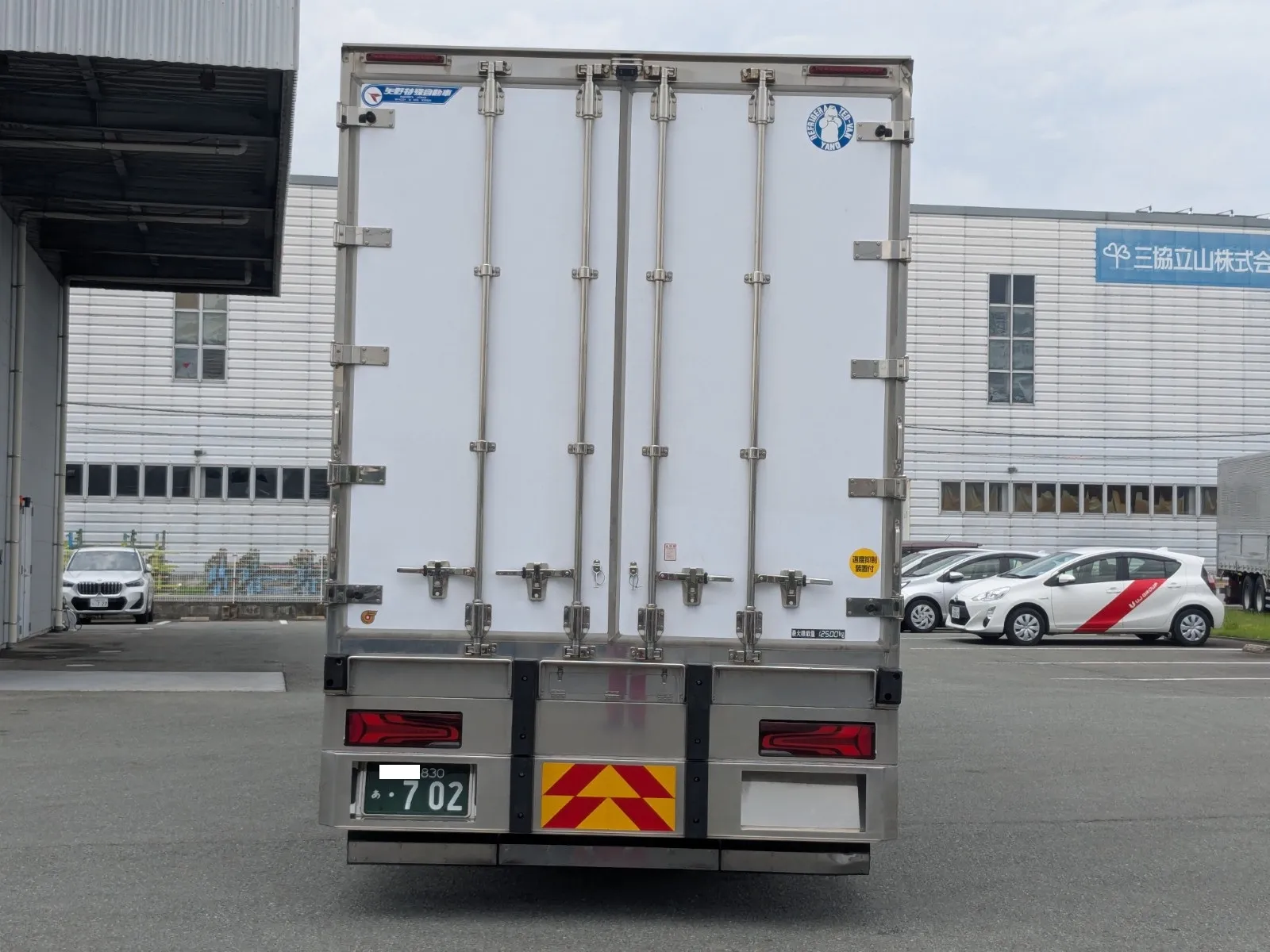 vehicle_image_202607061001407Rtzv2pFSo.webp
