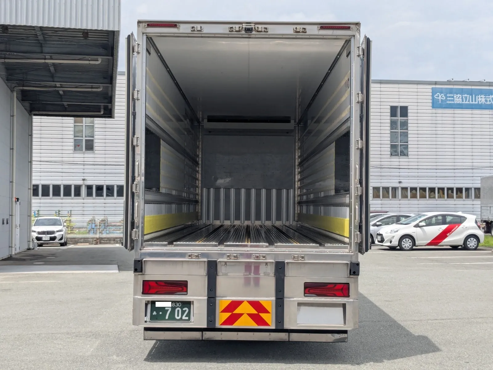 vehicle_image_20260706100141PwqpNy4su7.webp