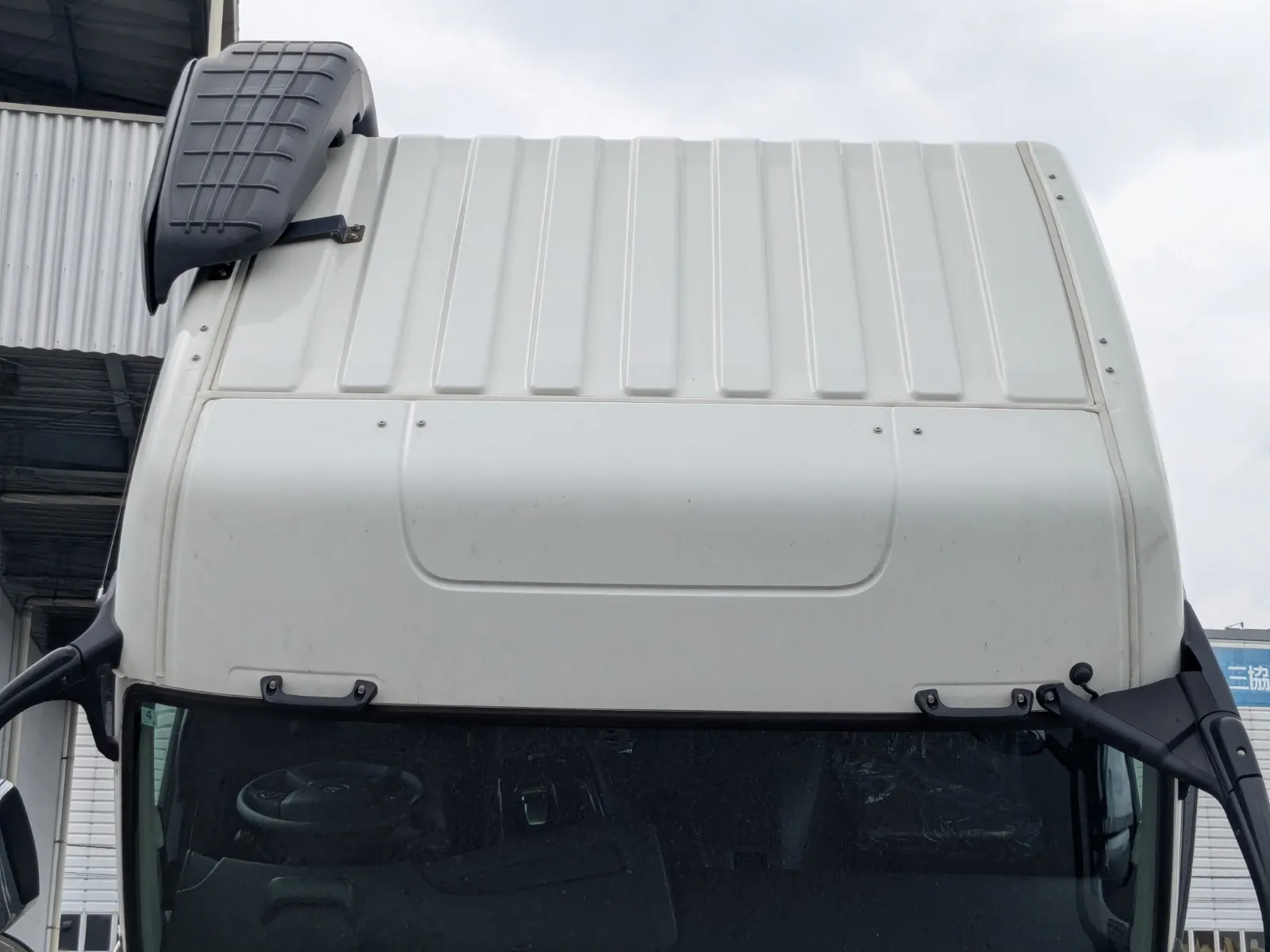 vehicle_image_20260706100158U3iHwHzAHq.webp