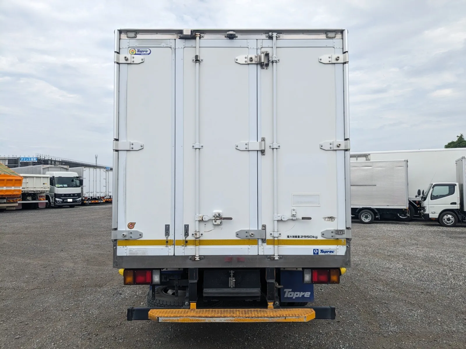 vehicle_image_20260804172924gm6Y0BBysu.webp
