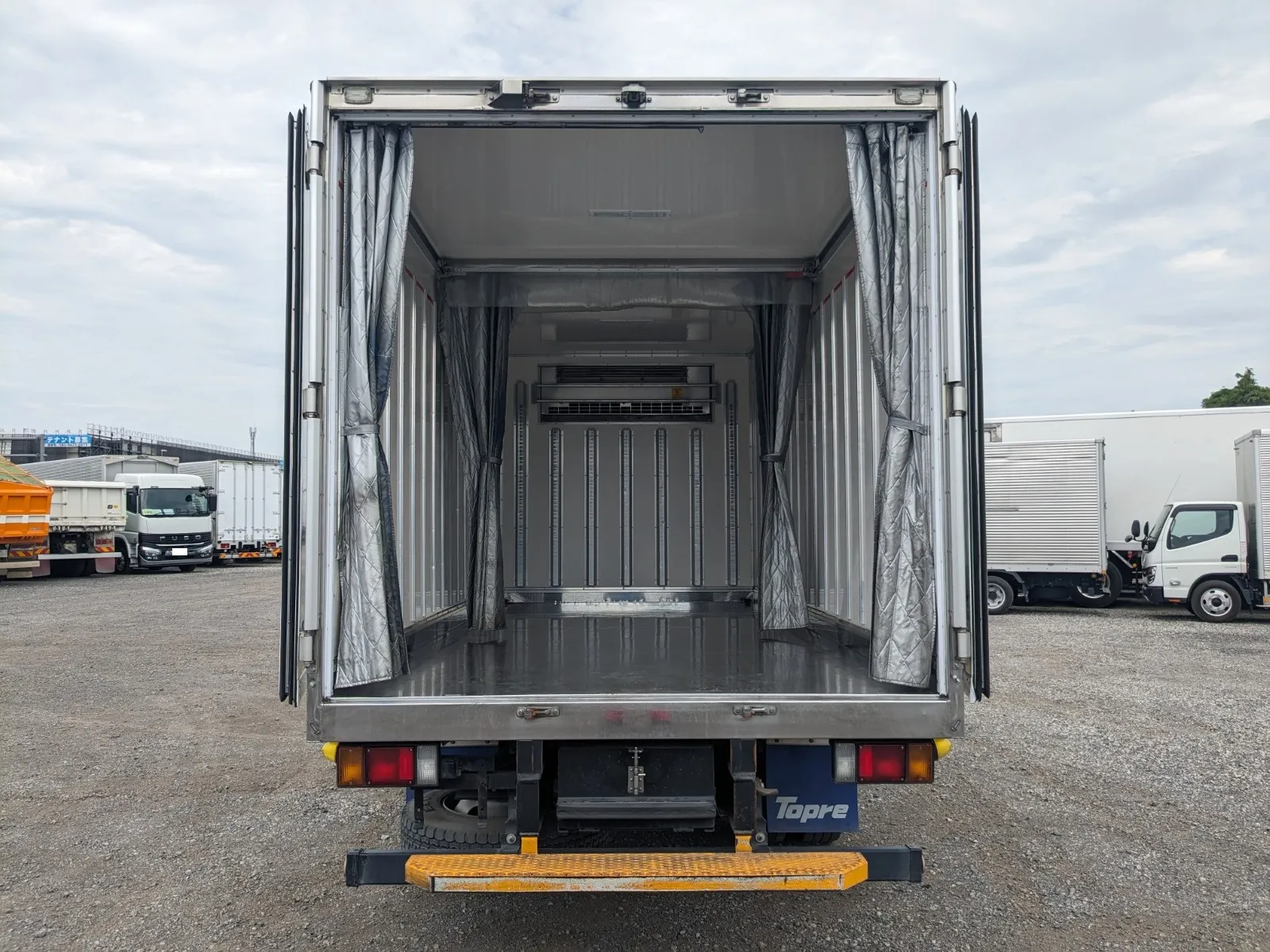vehicle_image_202608041729255vLPmAXmek.webp