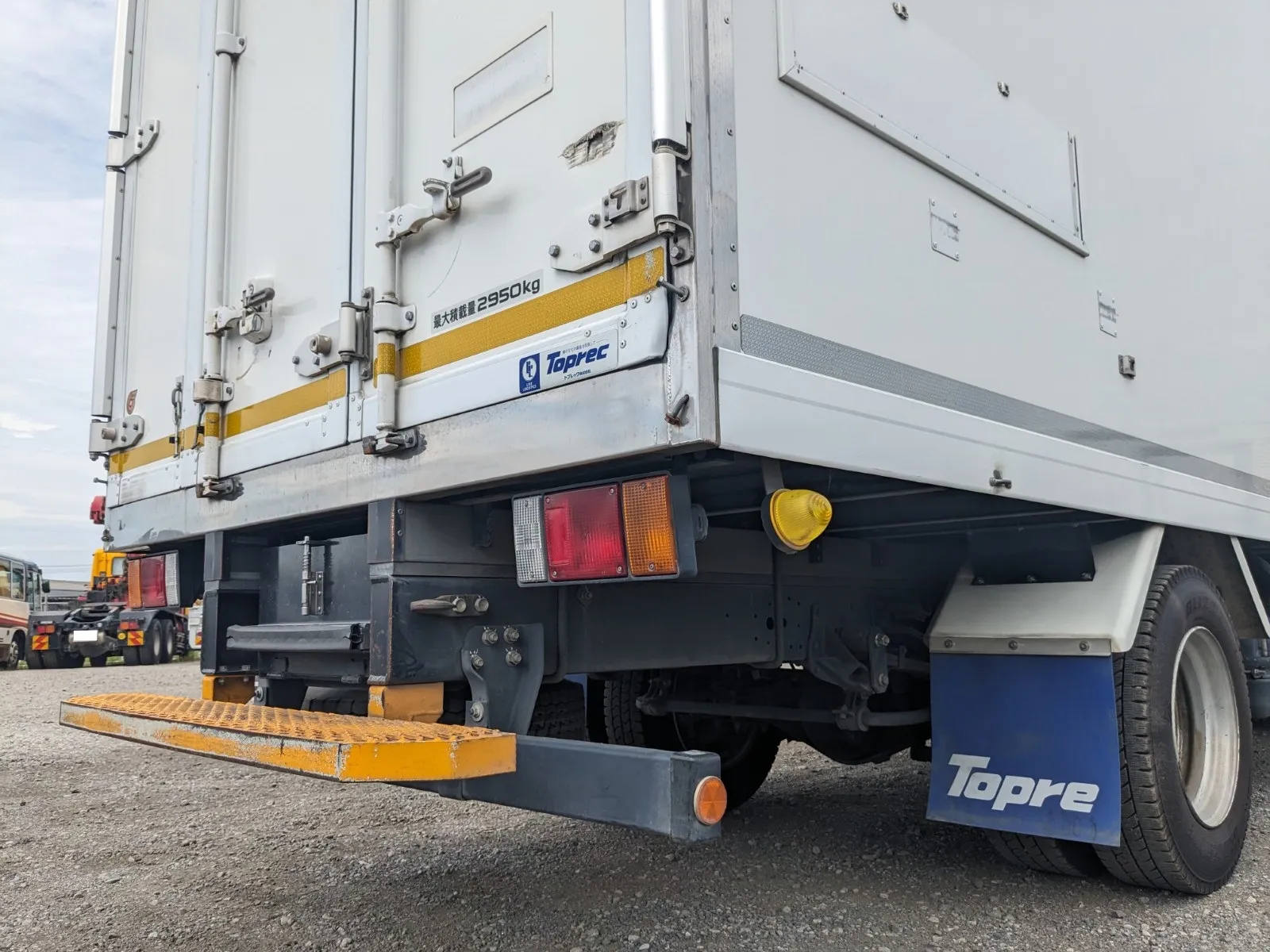 vehicle_image_20260804172925D2ix7gF3hu.webp
