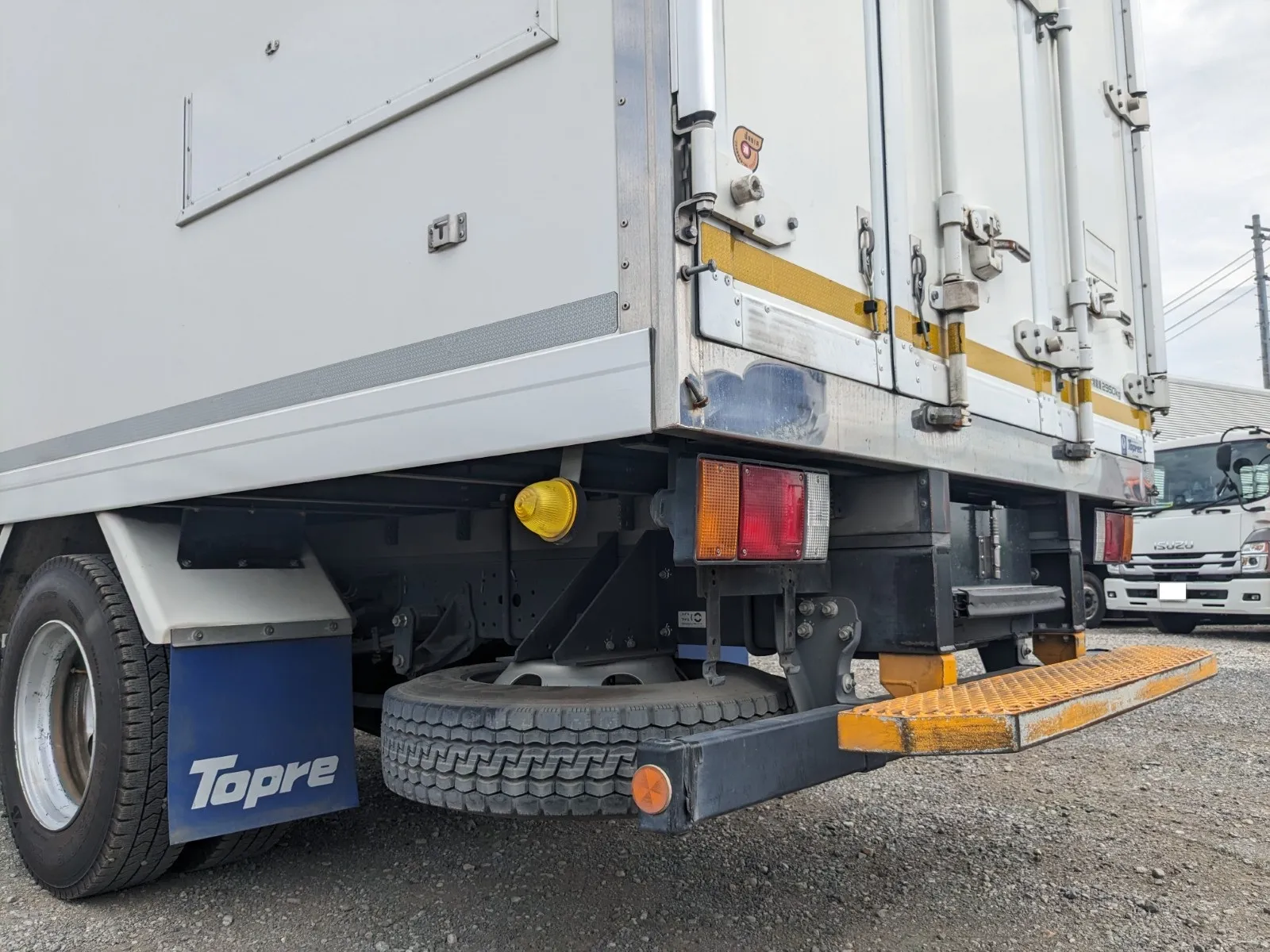 vehicle_image_20260804172925ZZW62aJzNR.webp