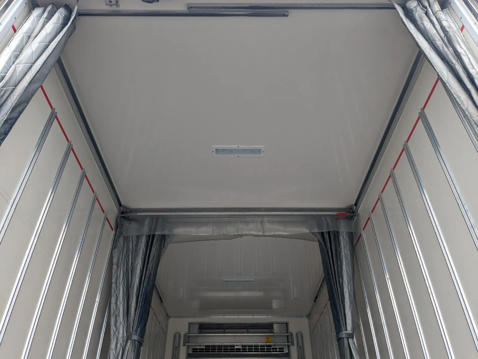 vehicle_image_20260804172927ScQowPcsYk.webp