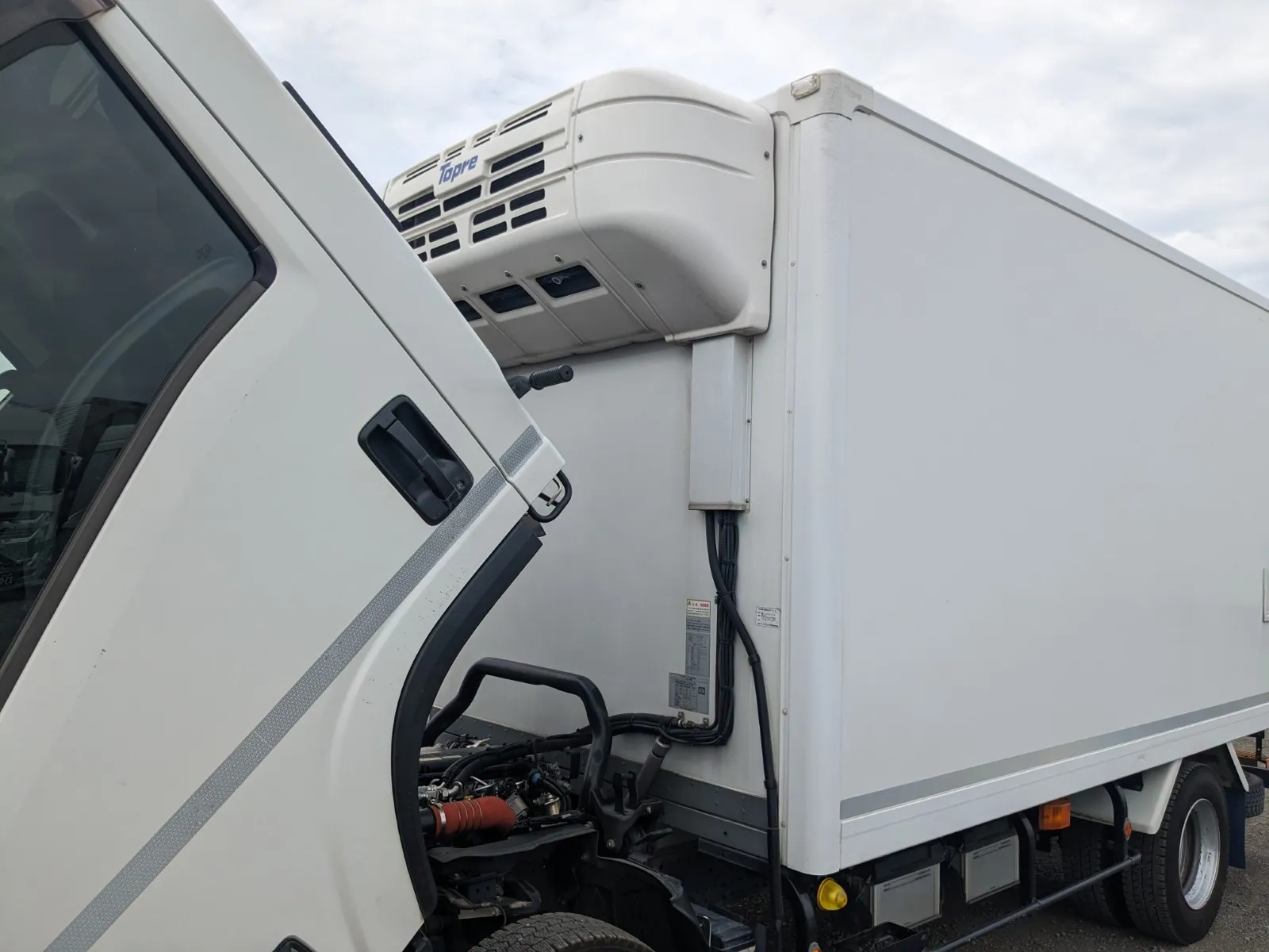 vehicle_image_20260804172934PEy3l79yGb.webp