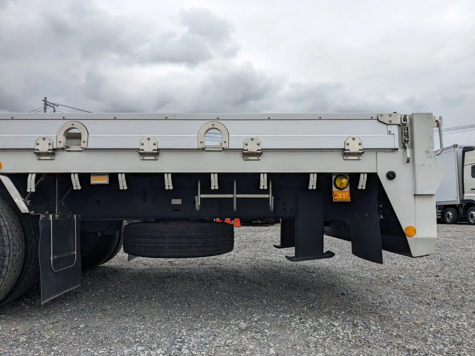 vehicle_image_202607100939377WSysTglsK.webp