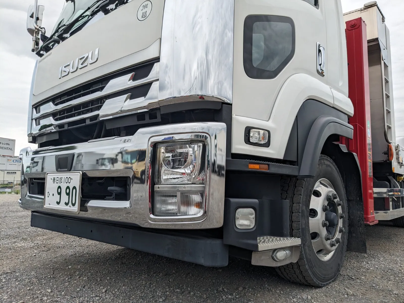 vehicle_image_20260710093950oy87KTYOqn.webp
