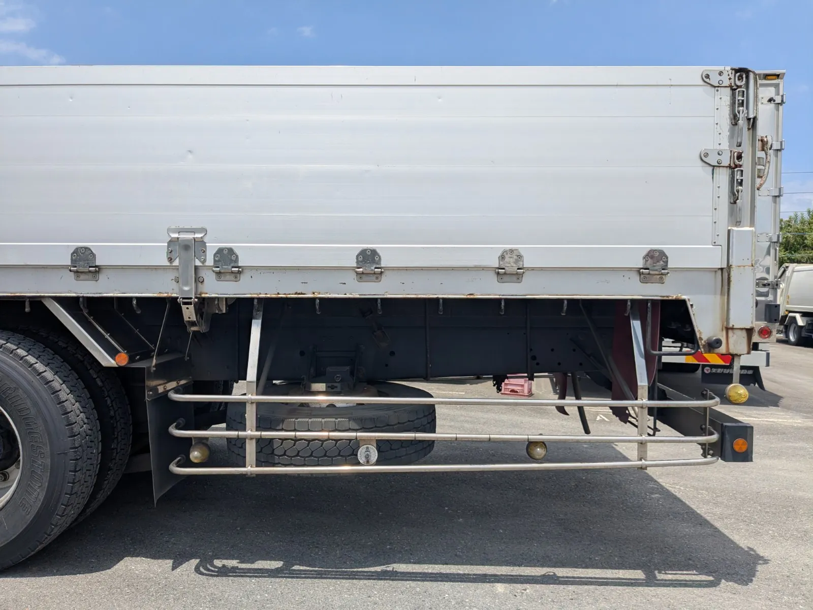 vehicle_image_20260723162623sjcpzdgJ17.webp