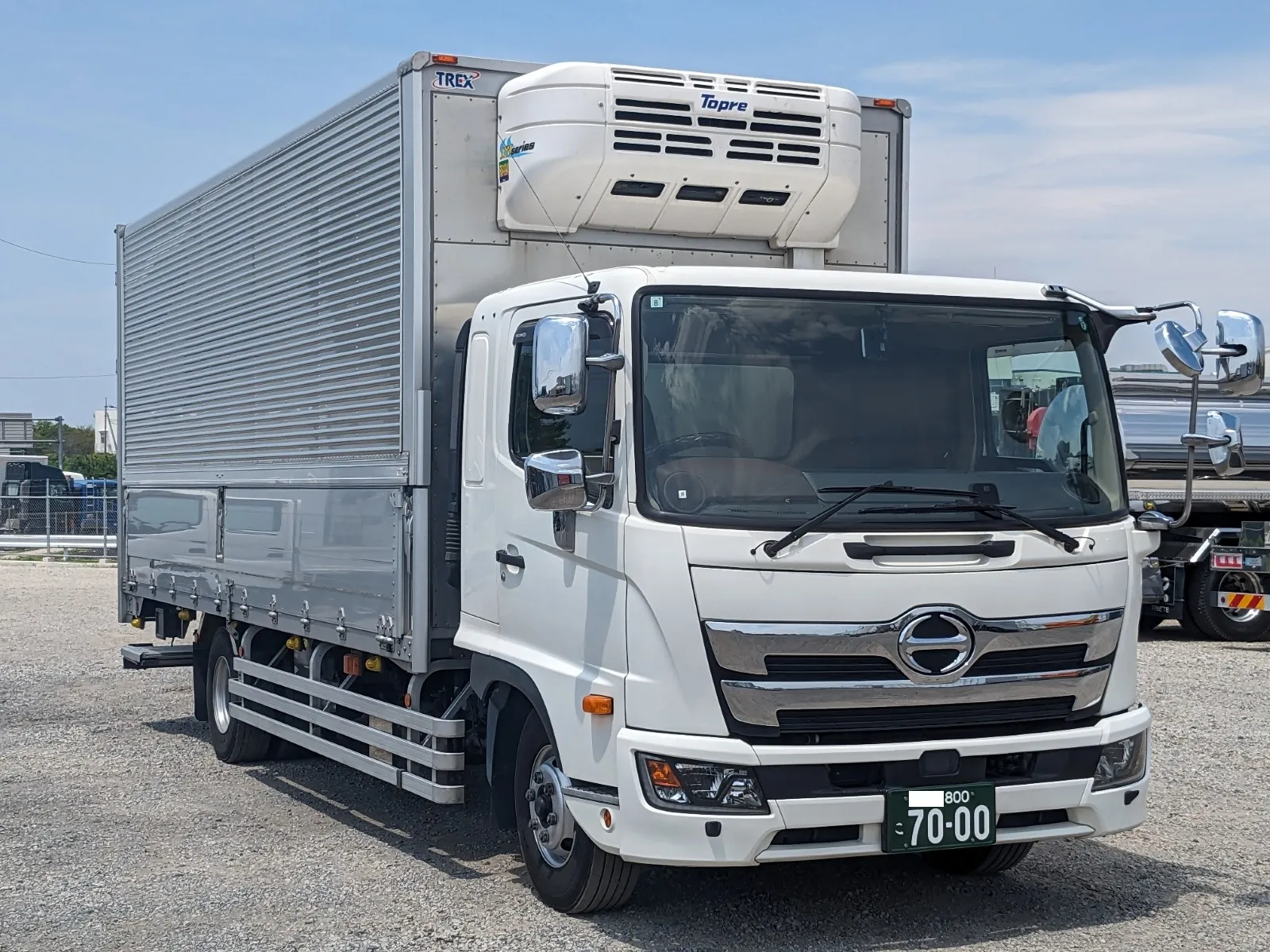 vehicle_image_20260805101109vgDkETxNnr.webp