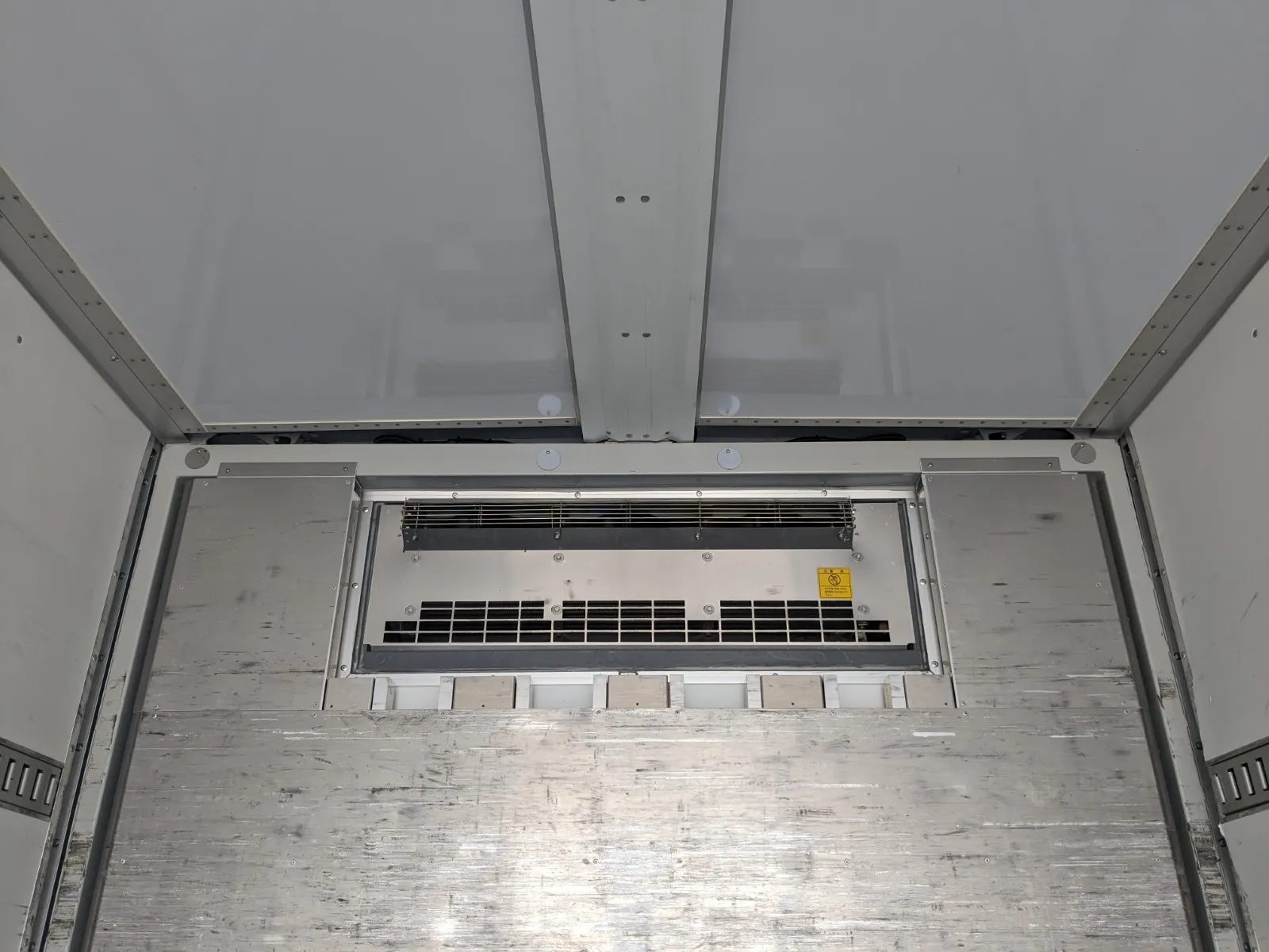 vehicle_image_202608051011160qr4j3PSg7.webp