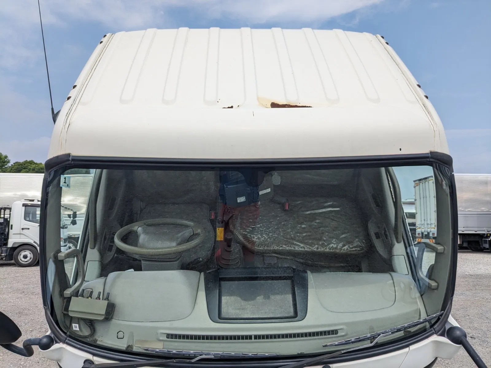 vehicle_image_20260722094312Zukm39s14K.webp