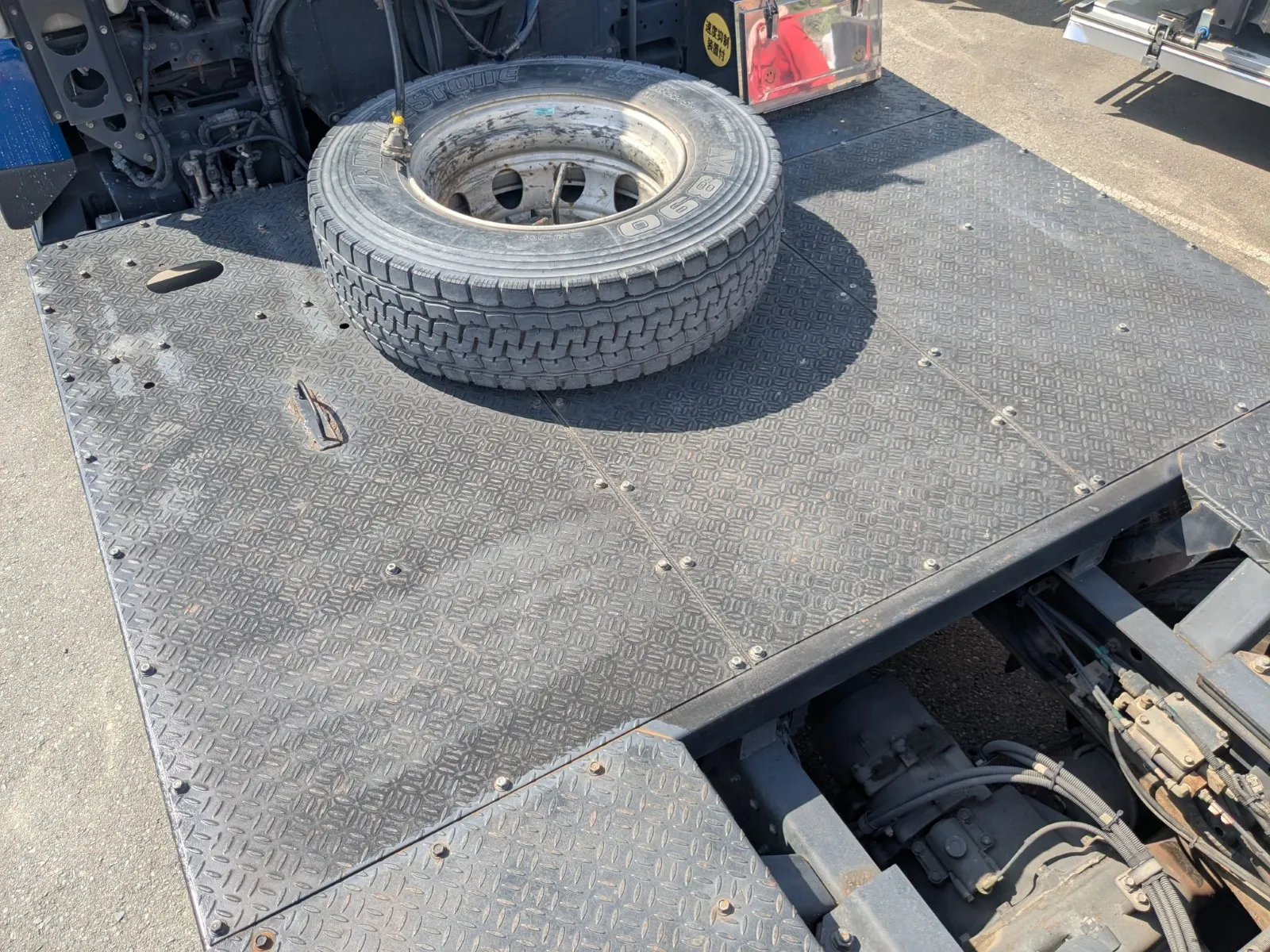vehicle_image_202607151025044C0tzqltzf.webp