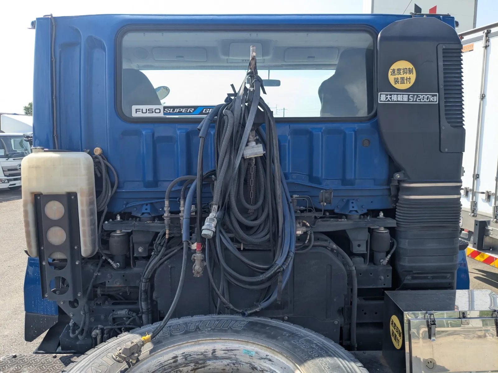 vehicle_image_20260715102505oJEqWFBJN4.webp