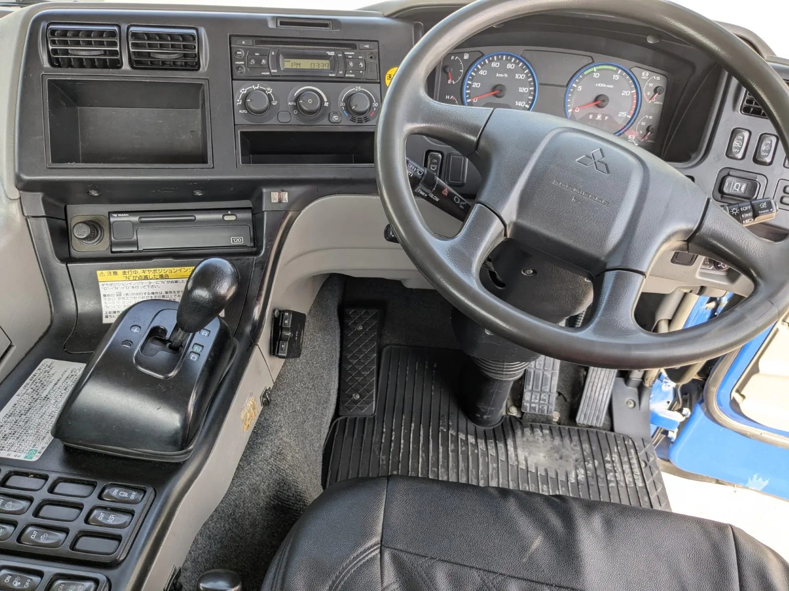 vehicle_image_20260715102510WwR8O3wocy.webp