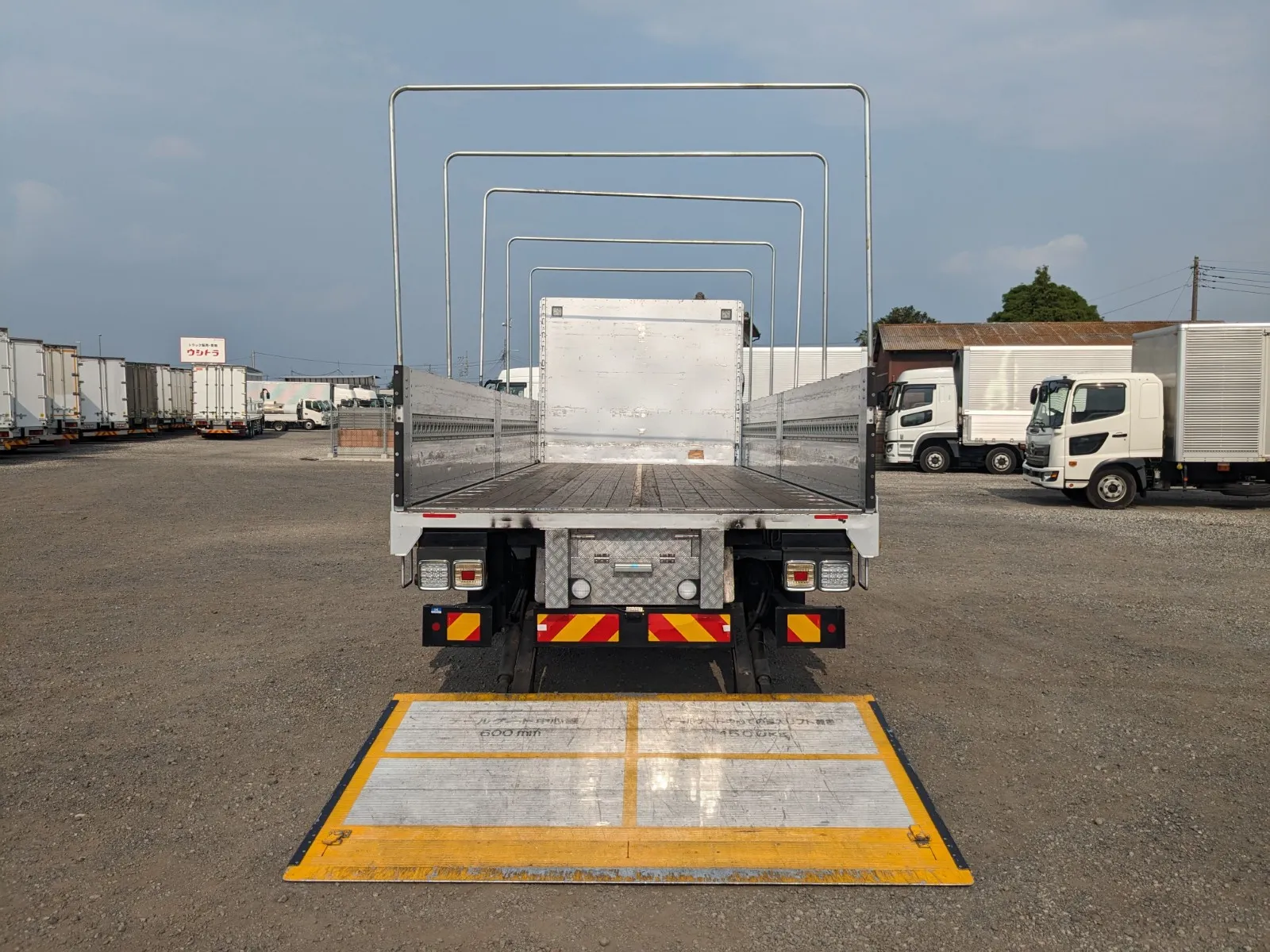 vehicle_image_20260723163424v7w0uzPSJU.webp