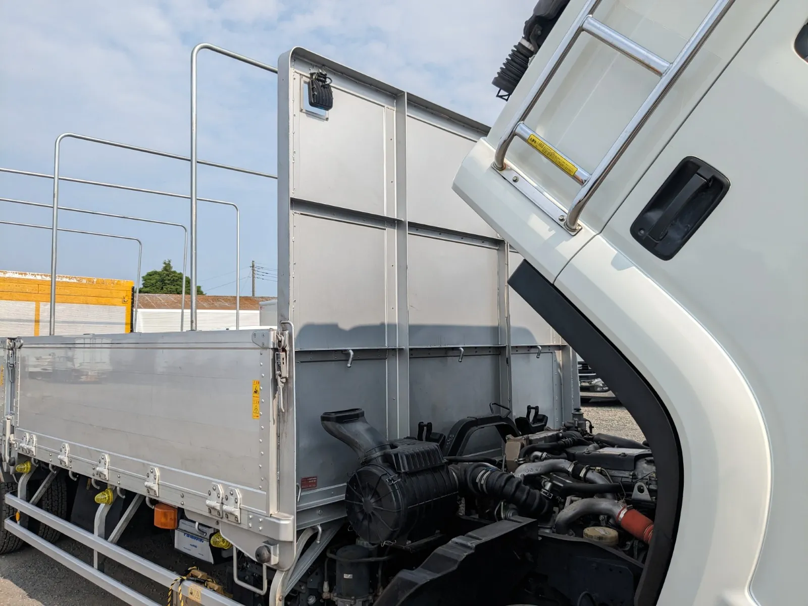 vehicle_image_20260723163436ZZq0bvr5G5.webp