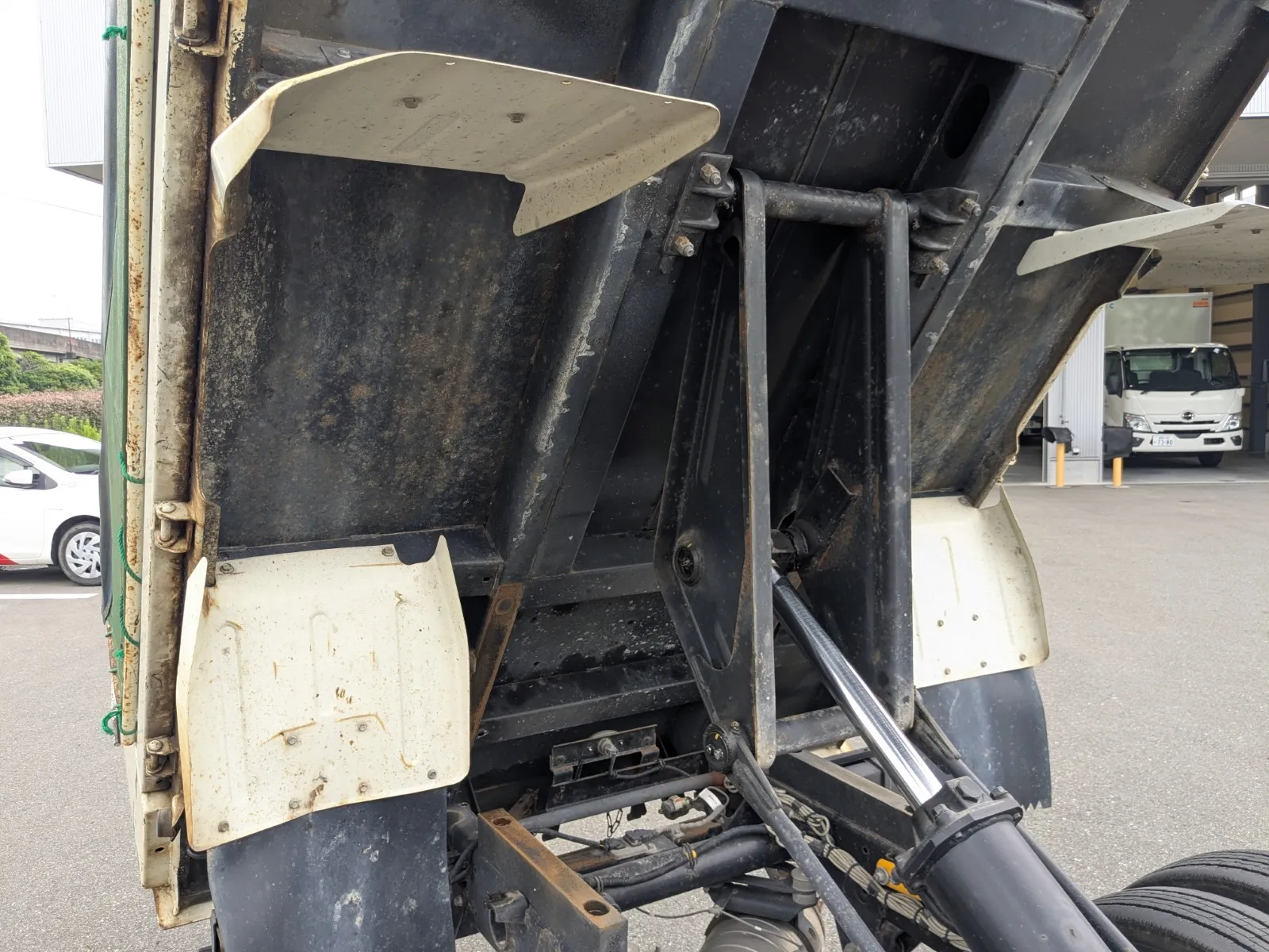 vehicle_image_20260708132818bZmQirpzZZ.webp
