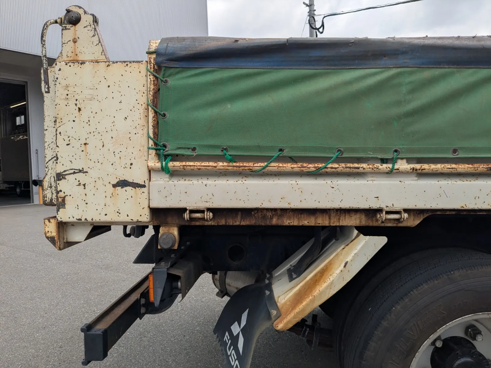 vehicle_image_20260708132821s5yRPHMr4g.webp