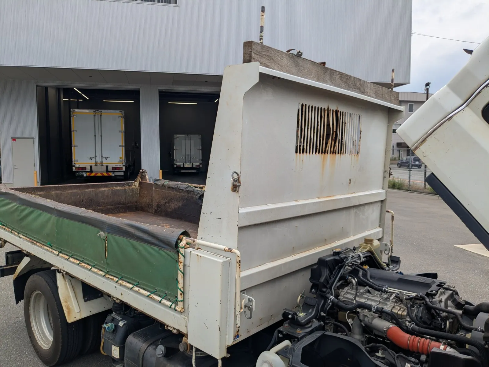 vehicle_image_20260708132826eh5d8fw4q0.webp