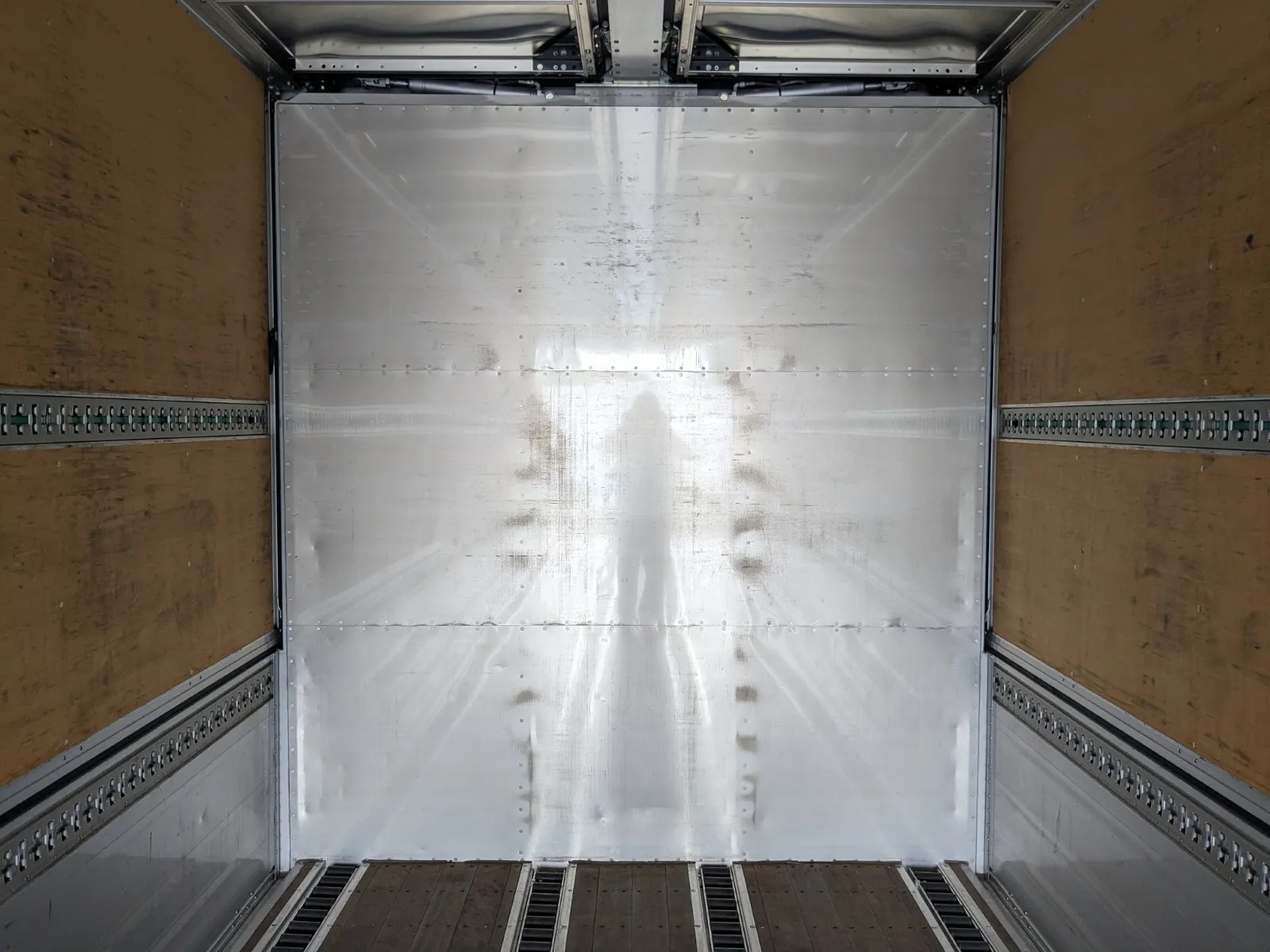 vehicle_image_202607301554480m8LNFdf0y.webp