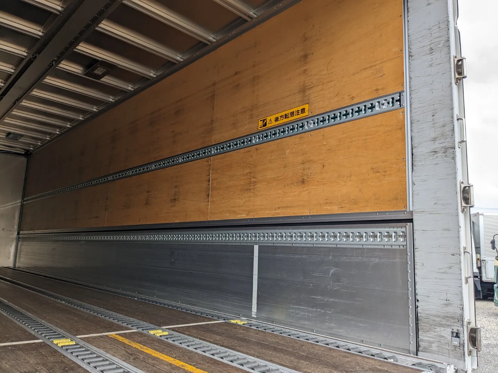 vehicle_image_20260730155449Bn9tYHt1hF.webp