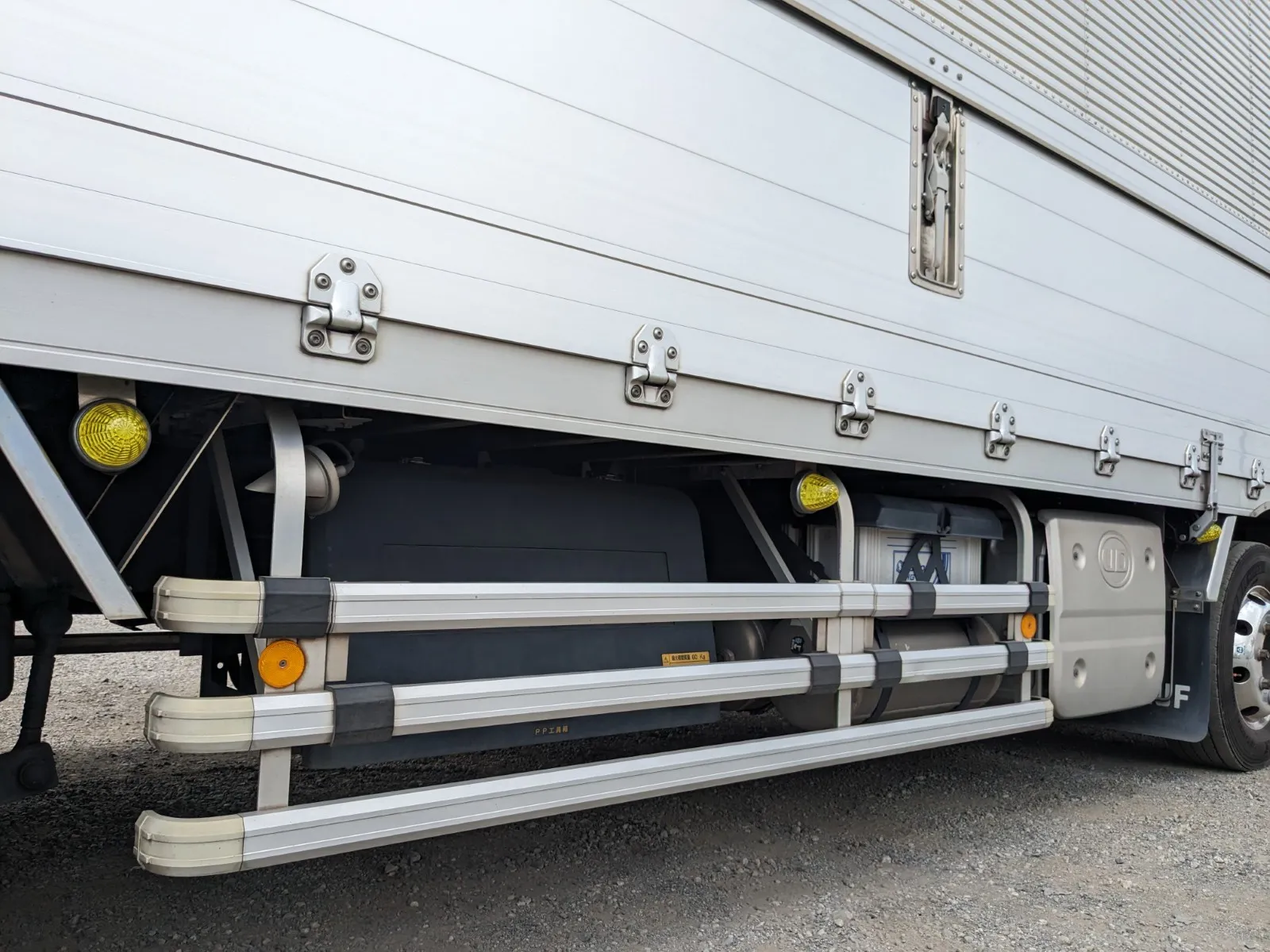 vehicle_image_2026073015545578tOxk5Nov.webp