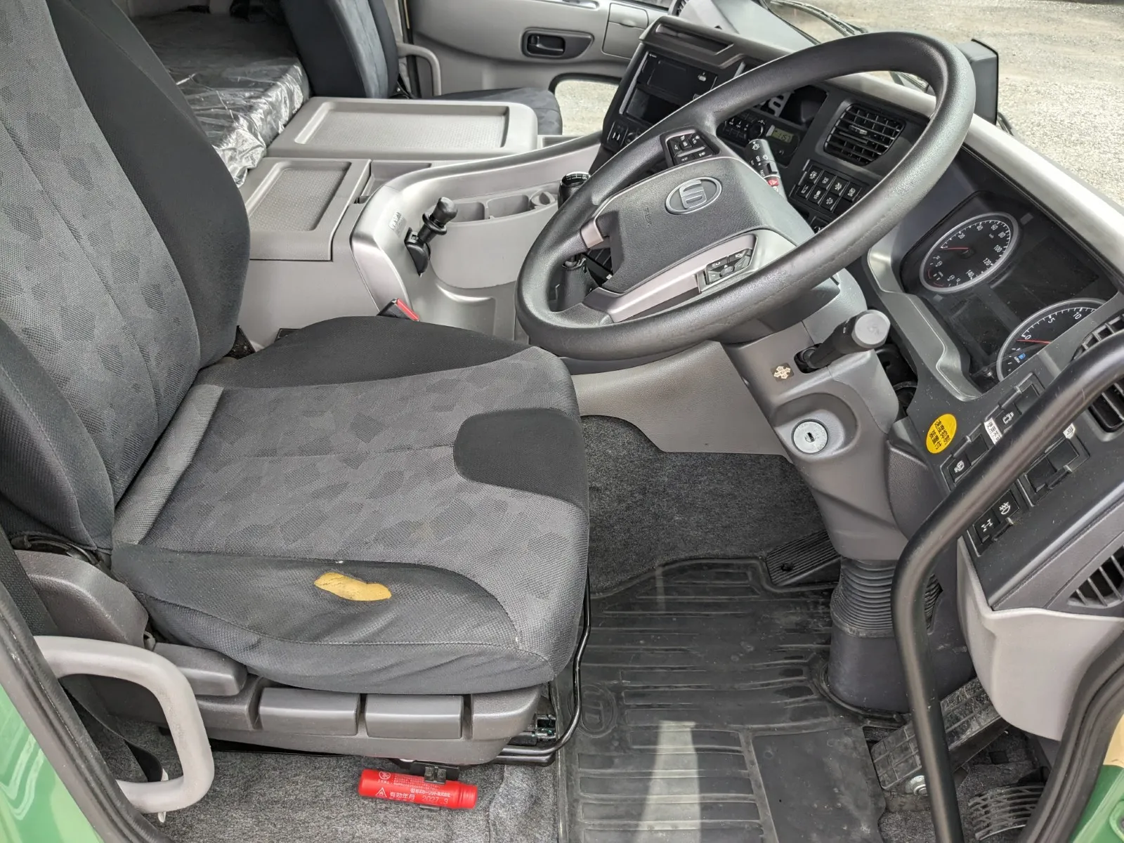 vehicle_image_20260730155457cwQFCKzmAU.webp
