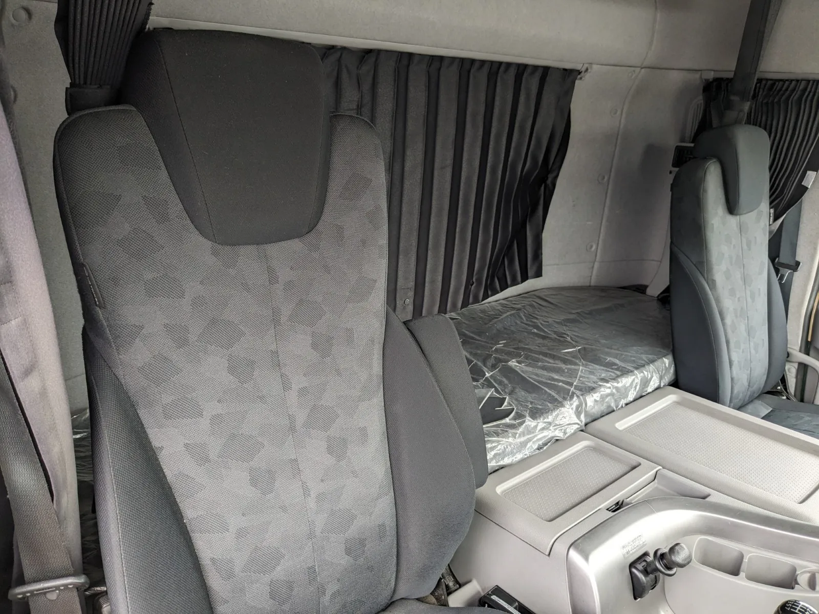 vehicle_image_20260730155458LoxVMQYEV5.webp