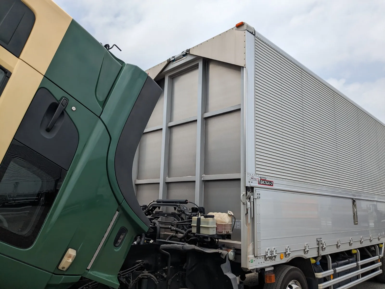 vehicle_image_20260730155500Khkmp0F6dH.webp